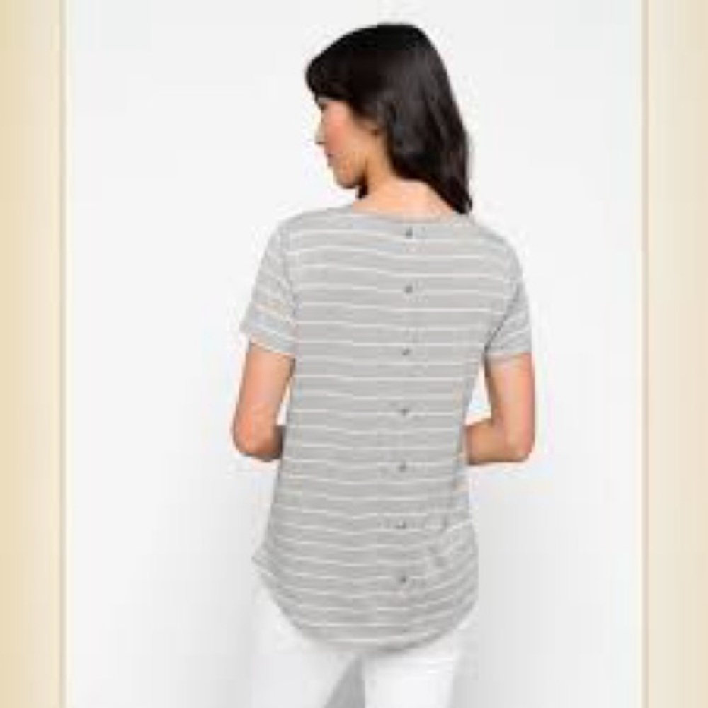 Pink Clover Gray and White Top